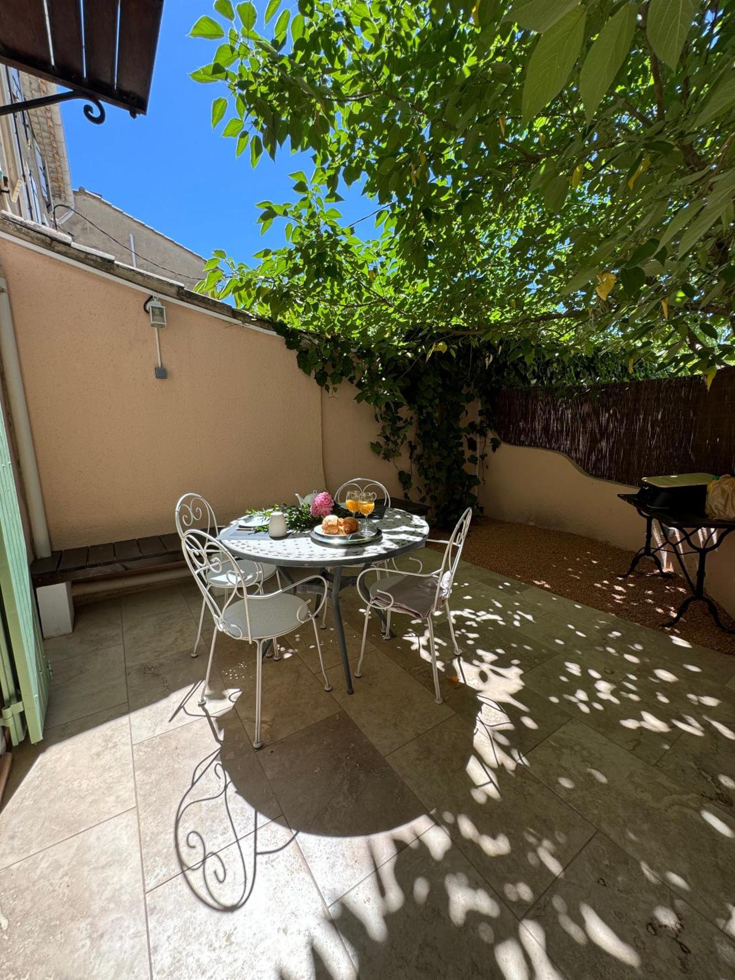 Maison Jasmin In The Center With Parking Space And Terrace Holiday home *