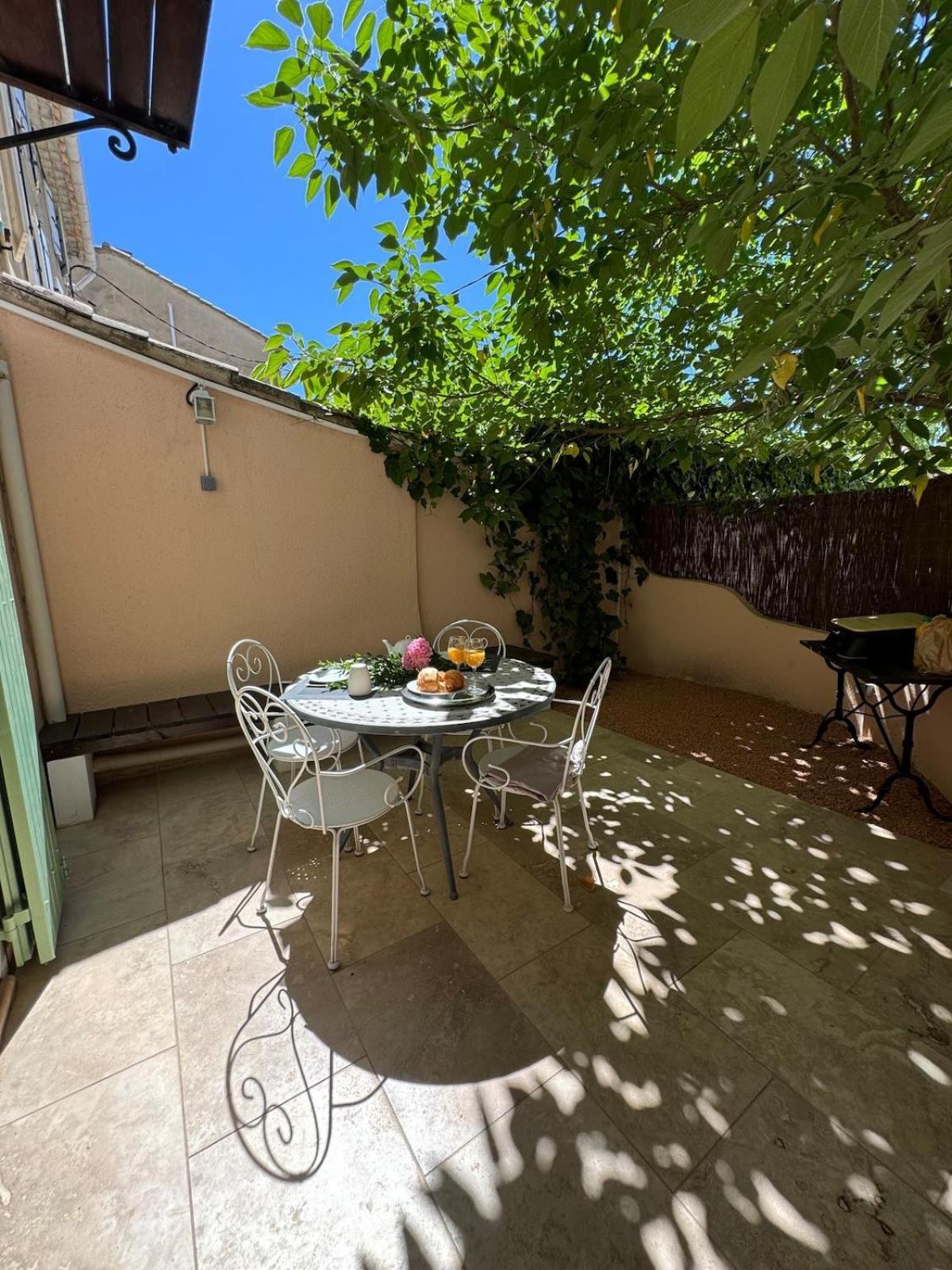 Maison Jasmin In The Center With Parking Space And Terrace *